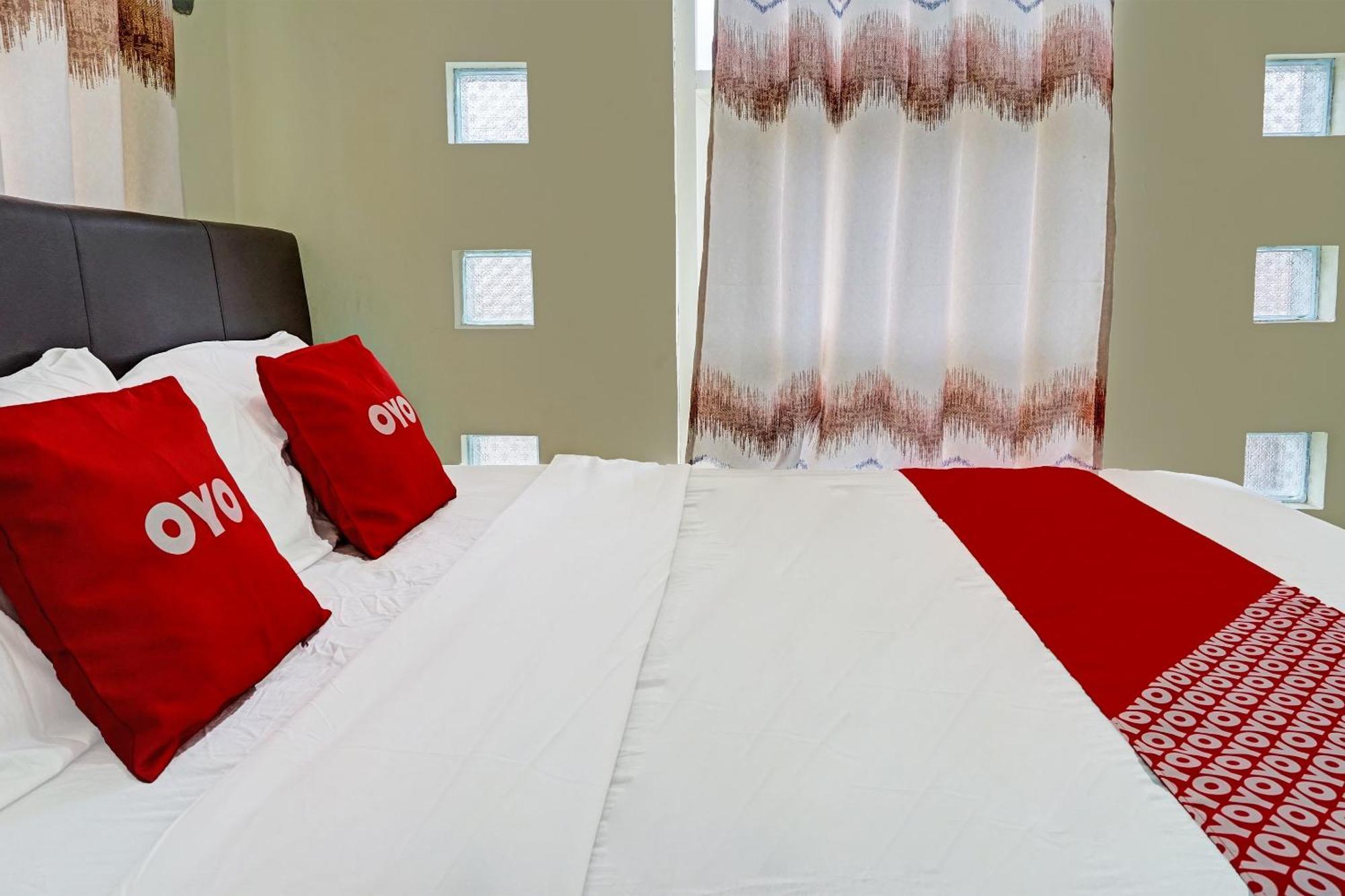 Oyo 91707 Jannah Homestay Syariah Dau 外观 照片