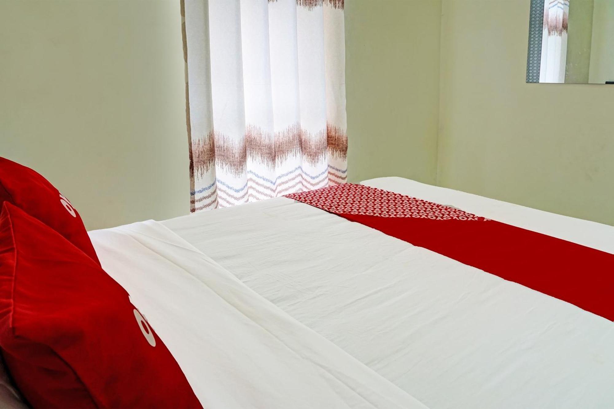 Oyo 91707 Jannah Homestay Syariah Dau 外观 照片