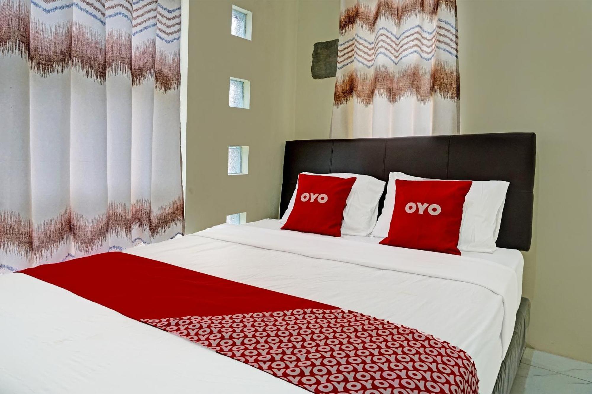 Oyo 91707 Jannah Homestay Syariah Dau 外观 照片