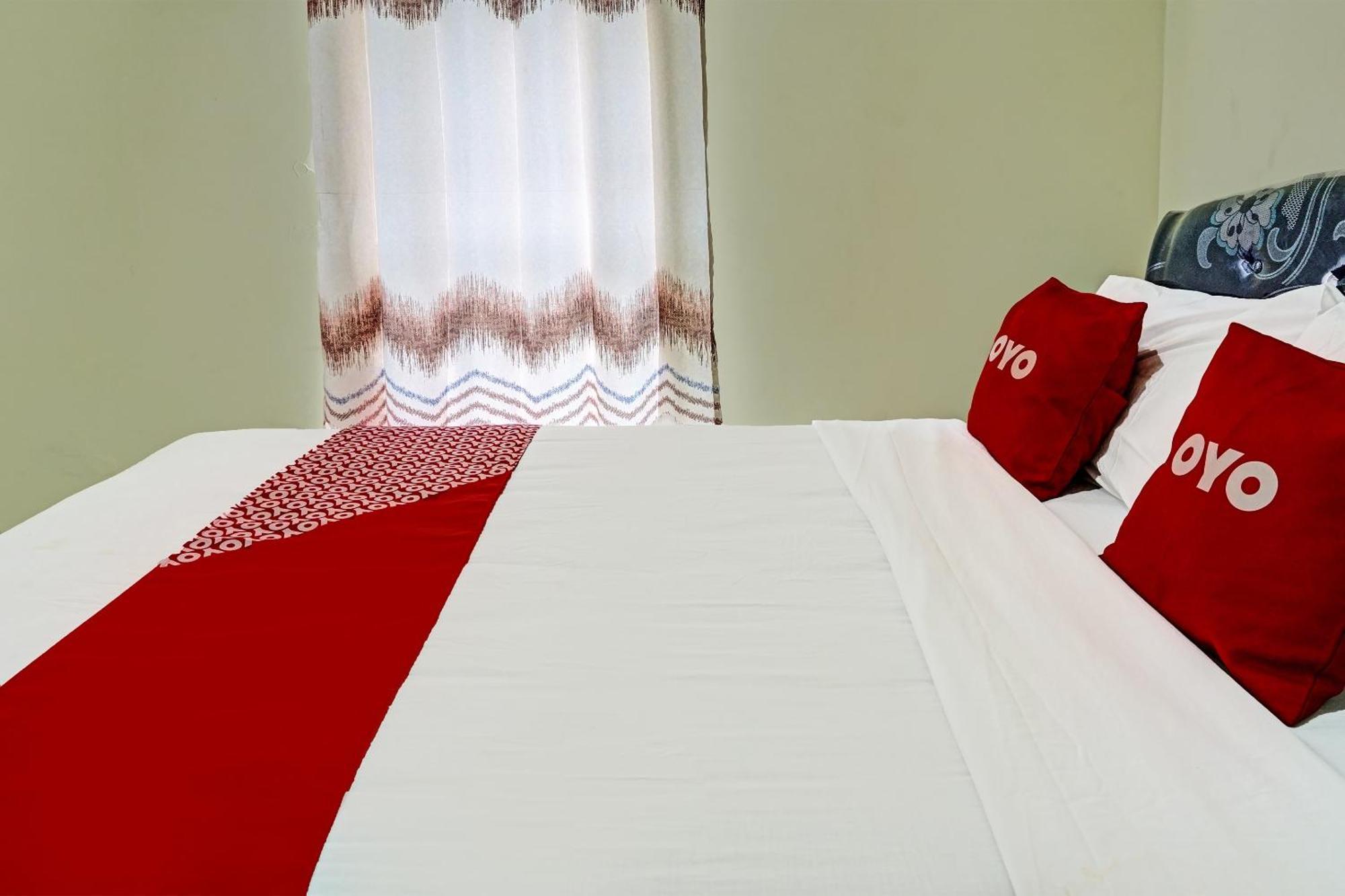 Oyo 91707 Jannah Homestay Syariah Dau 外观 照片